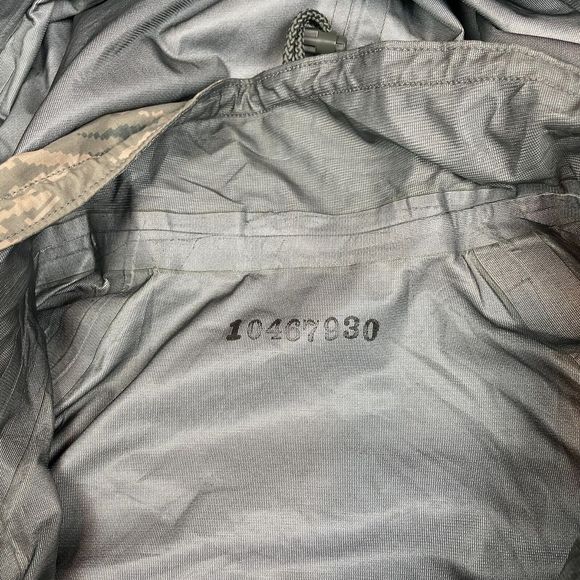 Air Force Parka Mens Medium Camouflage Camo Tiger Stripe APECS Nylon M Green - Picture 7 of 13